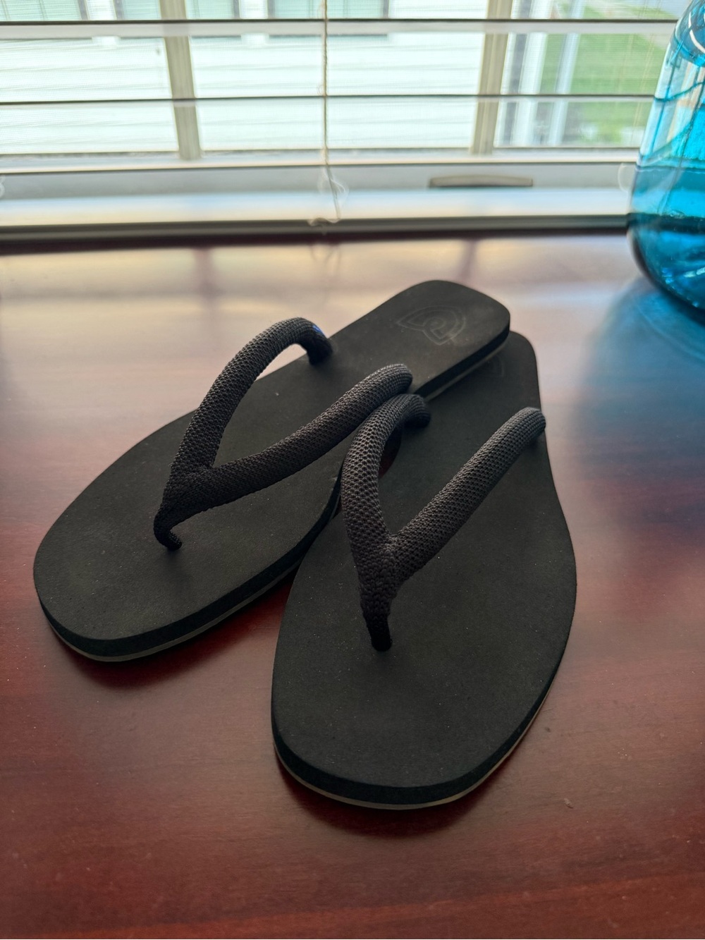 Rothy's Black Women's Woven Strap Flip Sandals